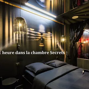  Hotel del amor Avec Nuit Insolite Au Dandy Et Jacuzzi Privatise (adults Only)